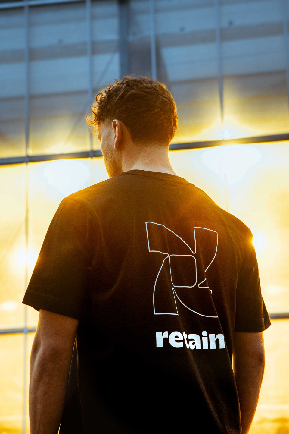 retain-dj-music-back-shirt-merchandise-urban-model